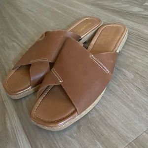 Coach and Four Tan Sandals